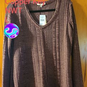 Womens NWT Sweater
